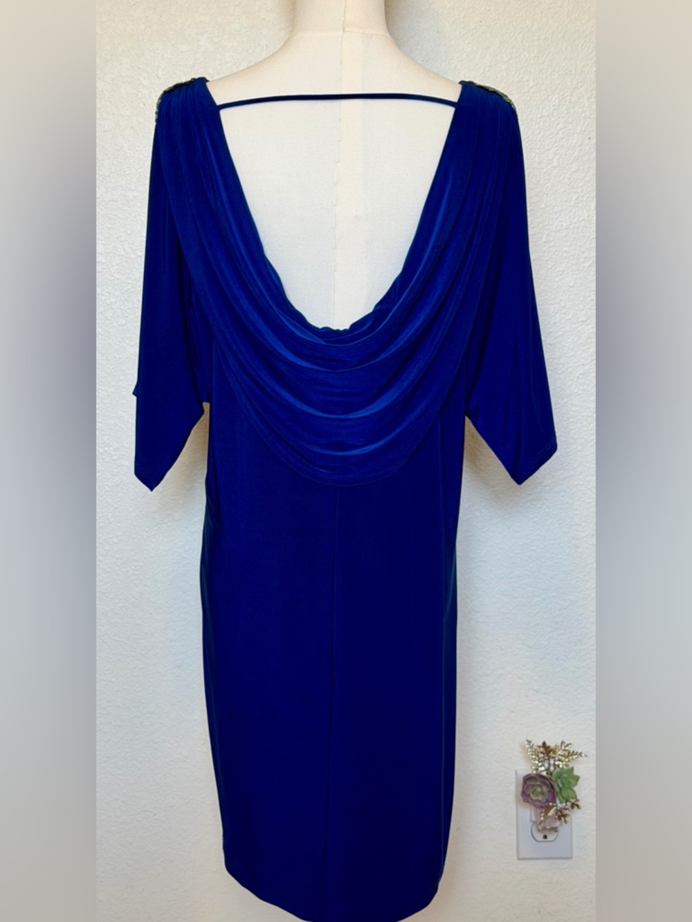 Cachet Vibrant Cobalt Blue Dress